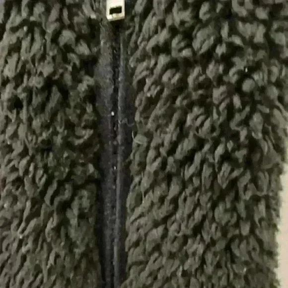 [TOMMYHILFIGER]Sherpa Zip Up Vest SzM - Picture 5 of 7